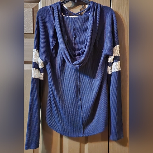 (NWOT) Rewind, Juniors Medium, deep blue varsity stripe knit long sleeve top - Picture 2 of 4